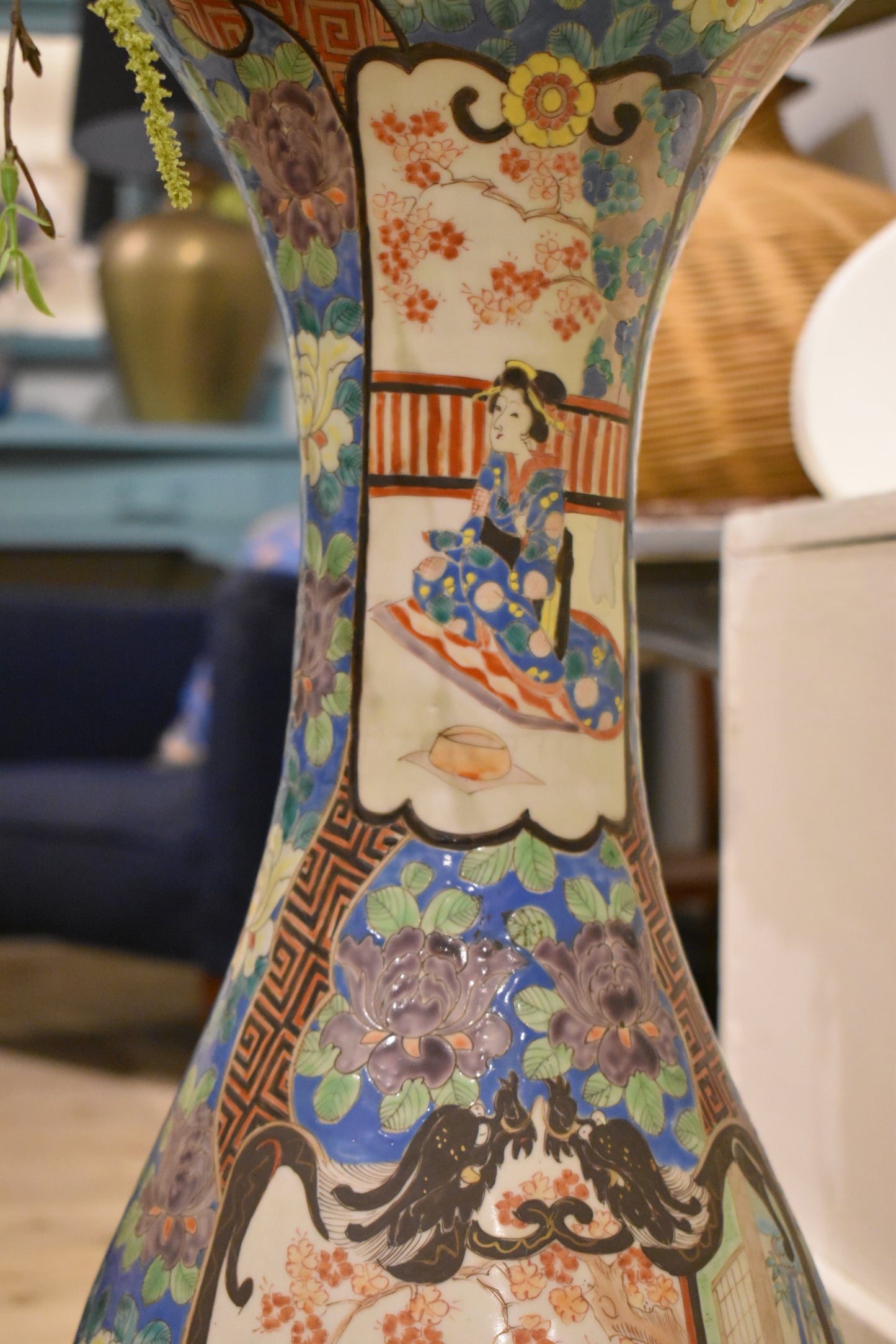 Lovely Detailed Japanese Floor Vase