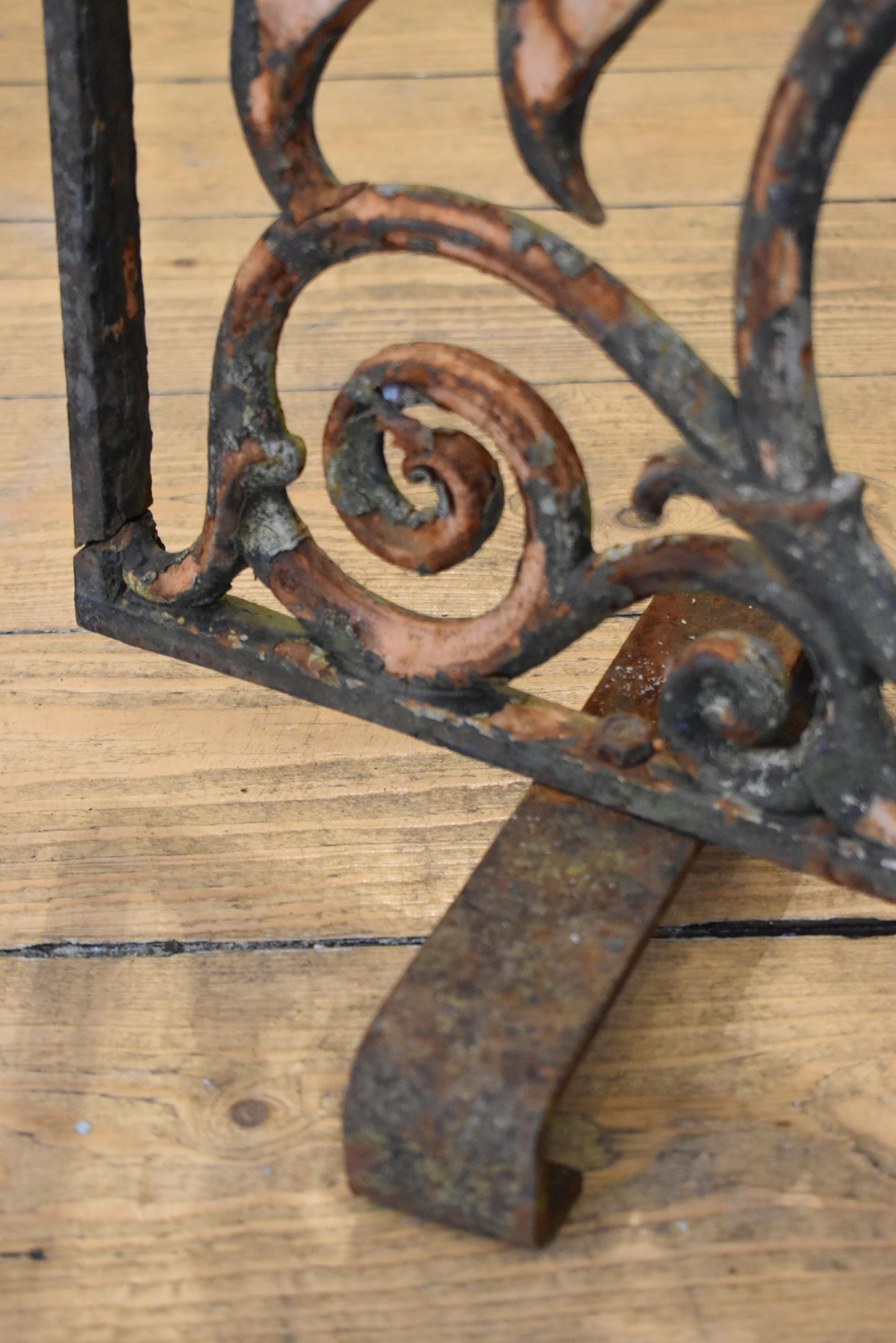 Detailed French Cast Iron Fire Screen