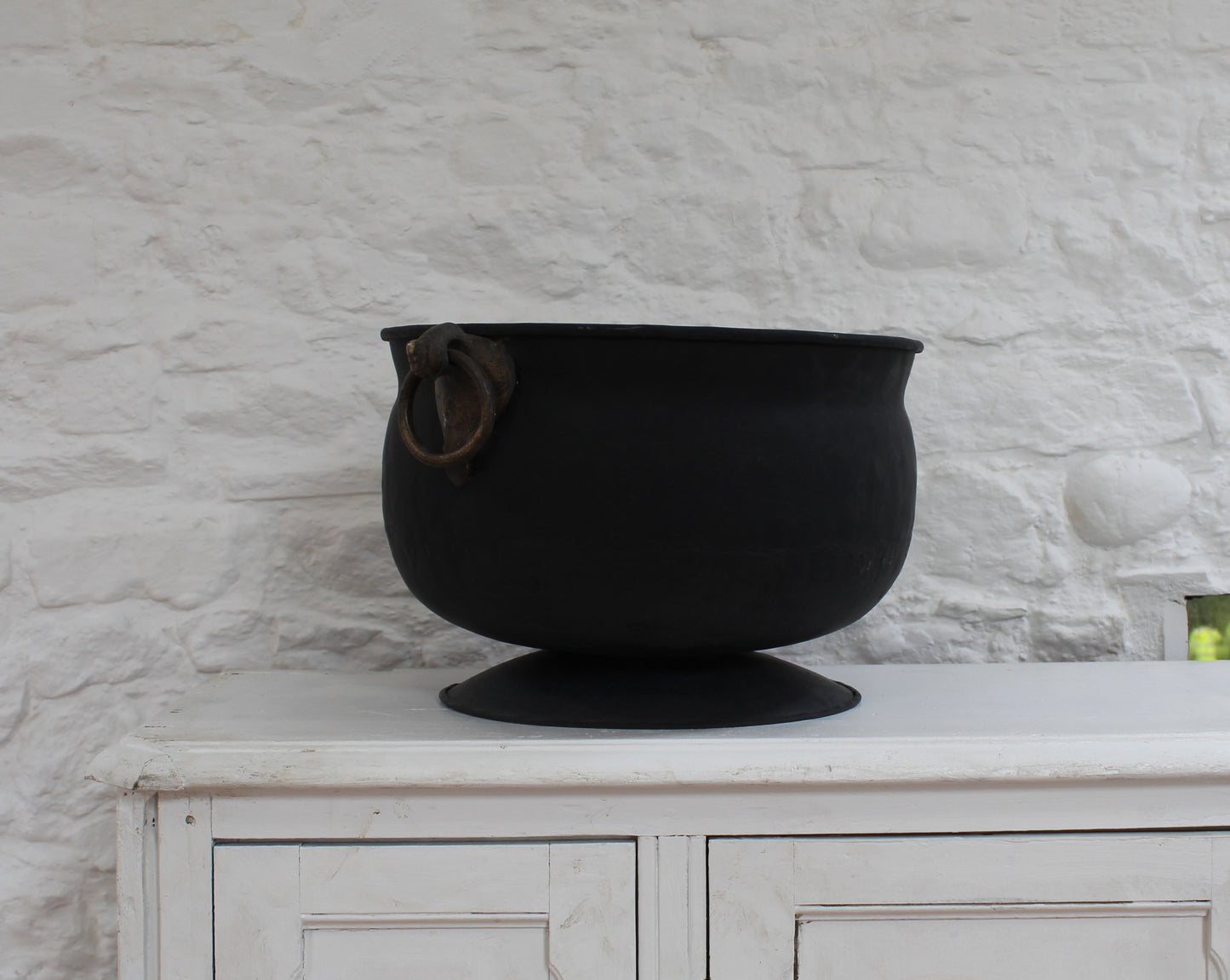 Cauldron Pot Planter with Handles